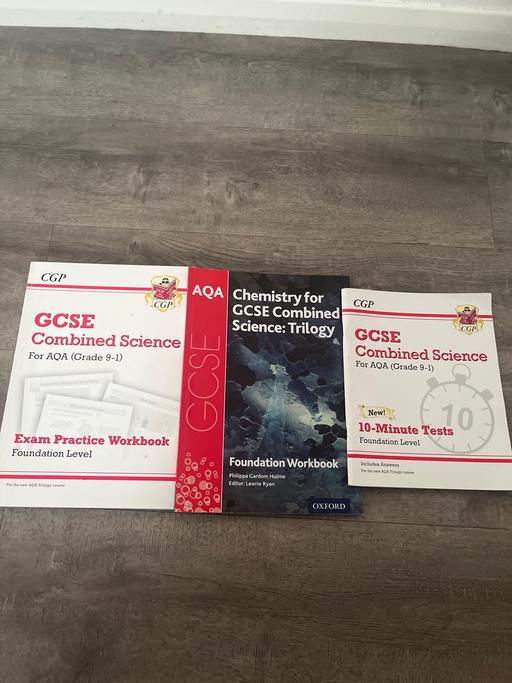 Buy & Sell - Photos for GCSE science books