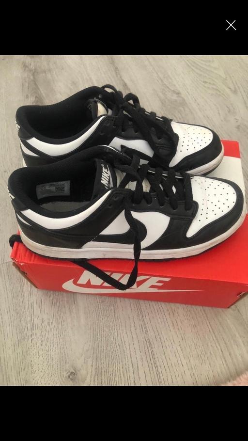 Buy & Sell Clubmoor Liverpool - Photos for Unisex junior Nike dunk trainers size 5