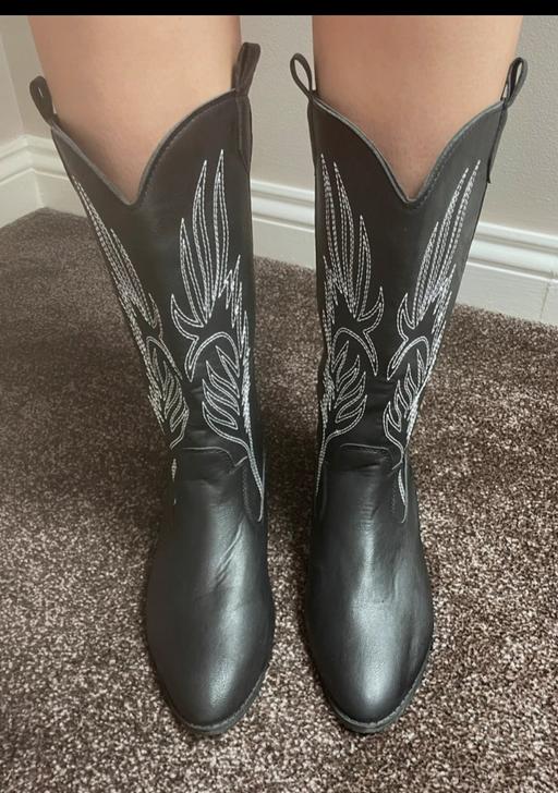 Buy & Sell Tividale Sandwell - Photos for ladies Women's black cowboy boots size 7. use