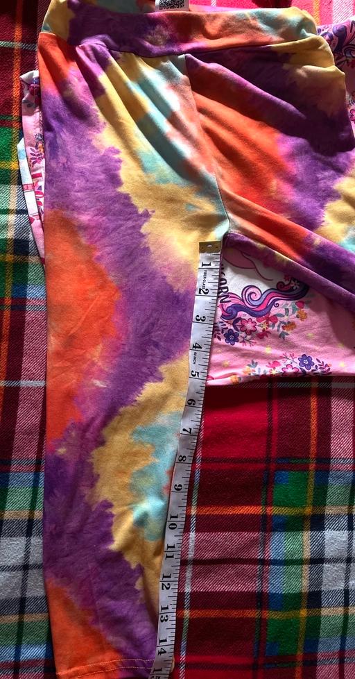 Buy & Sell Streatham South West London - Photos for Girls top and bottom 5-6 yrs