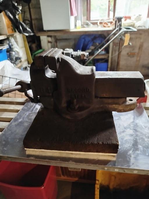 Buy & Sell Hockley Tamworth - Photos for Vintage Heavy Duty Record Vice No 84