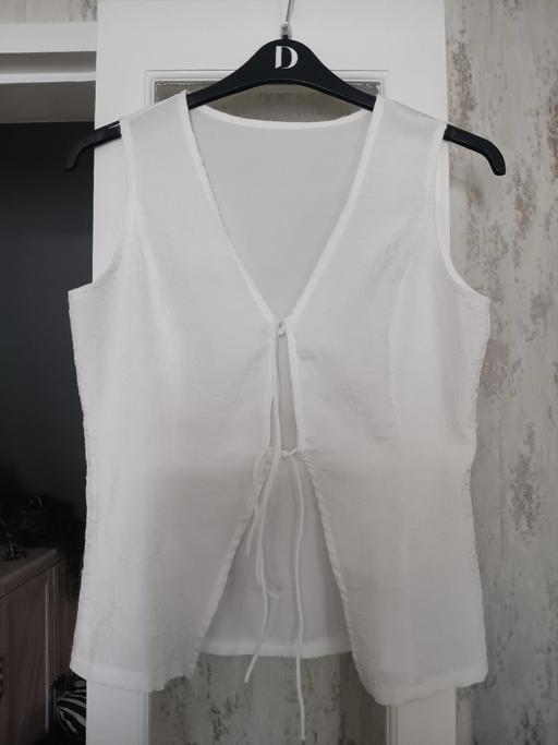 Buy & Sell Hornchurch Havering - Photos for off white tie up front blouse small