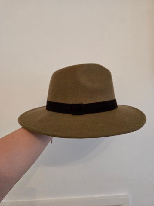 Buy & Sell Berrylands South West London - Photos for Brown stylish hat- UK S/M