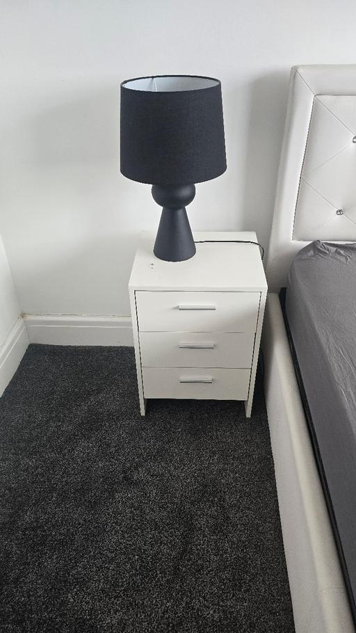 Buy & Sell Thornton-Cleveleys Wyre - Photos for bedside tables