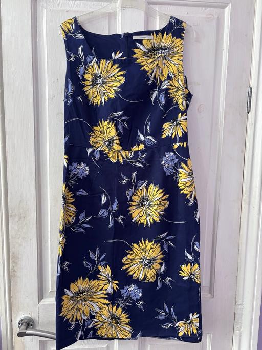 Buy & Sell Norbury South West London - Photos for Ladies dress