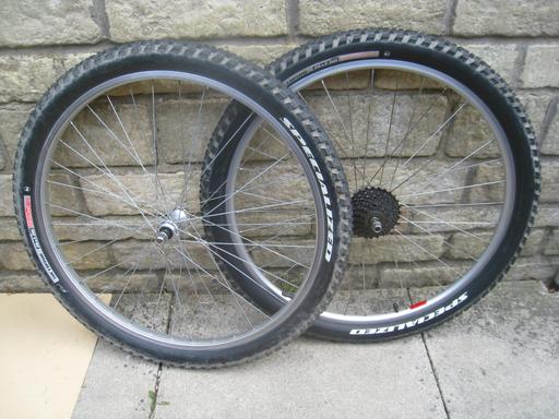 Buy & Sell Shadwell Leeds - Photos for 26 inch bike wheels 7 speed retro fit