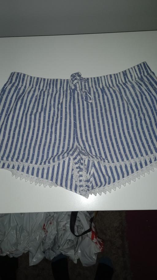 Buy & Sell Bermondsey South East London - Photos for Ladies shorts
