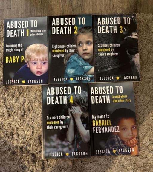 Buy & Sell Stoke Hill Exeter - Photos for True crime books