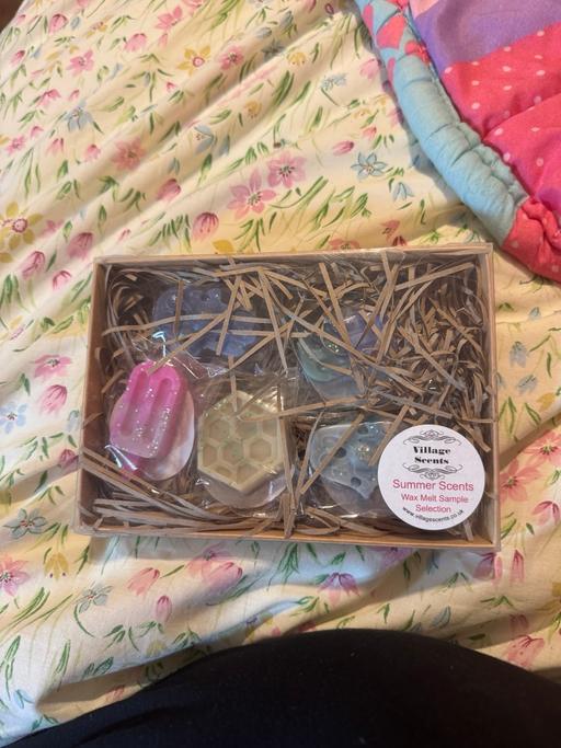 Buy & Sell Windlesham Woking - Photos for Wax ments brand new