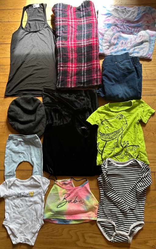 Buy & Sell Shirley Solihull - Photos for Bundle of mixed clothing
