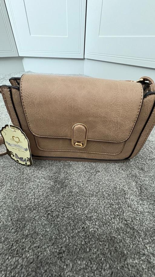 Buy & Sell Forest Gate East London - Photos for NEW beige handbag