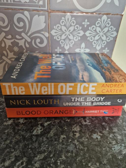 Buy & Sell Leicester City Centre Leicester - Photos for 3x books