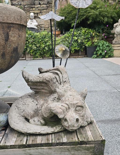 Buy & Sell Rainford Saint Helens - Photos for gargoyle