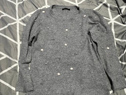 Buy & Sell West Bromwich Sandwell - Photos for Jumper size medium