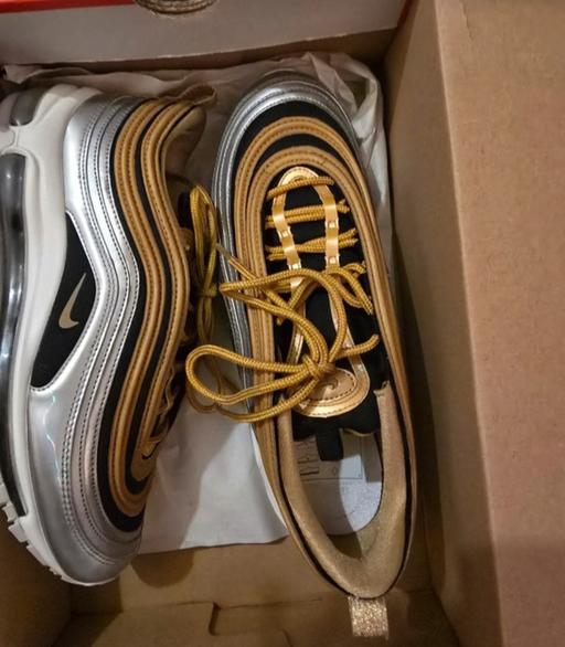Buy & Sell Colindale North West London - Photos for nike trainers