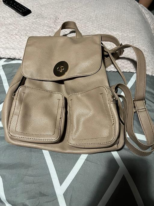 Buy & Sell West Bromwich Sandwell - Photos for Woman’s shoulder bag
