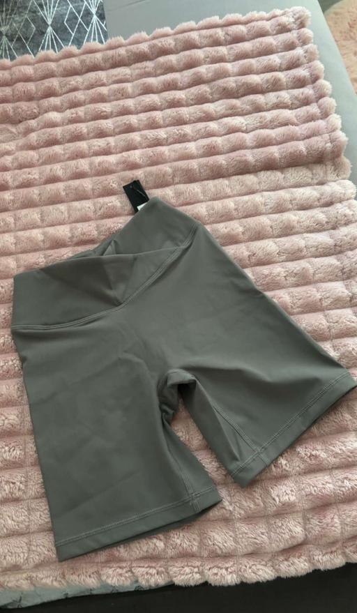 Buy & Sell Lyng Sandwell - Photos for Unified Wrap Shorts