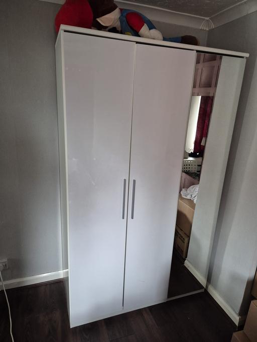 Buy & Sell Bentley Walsall - Photos for luxury wardrobe