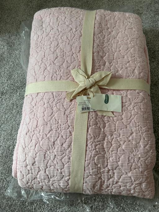Buy & Sell Potters Bar Hertsmere - Photos for Chakra Pink Bed Cover Blanket 240x260 cm