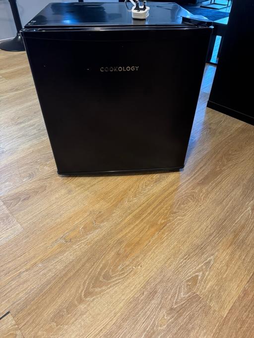 Buy & Sell Bewbush Crawley - Photos for Cookology- mini freezer (black)