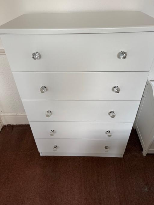Buy & Sell Brighton East Sussex - Photos for Chest drawers and sideboard white