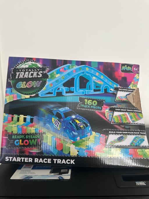 Buy & Sell East Ham East London - Photos for Tracks glow