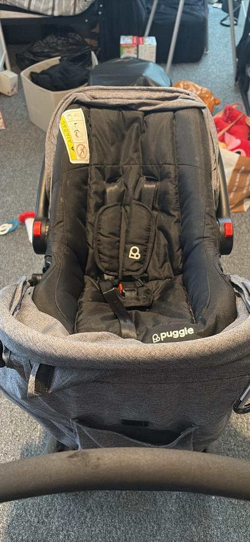 Buy & Sell Reigate and Banstead Surrey - Photos for Puggle pushchair & car seat travel set