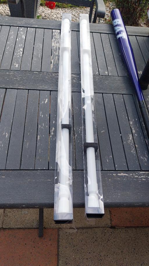 Buy & Sell Windle Saint Helens - Photos for Extendable poles £5 each