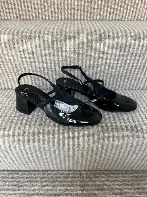 Buy & Sell Carter Knowle Sheffield - Photos for Zara black patent shoes
