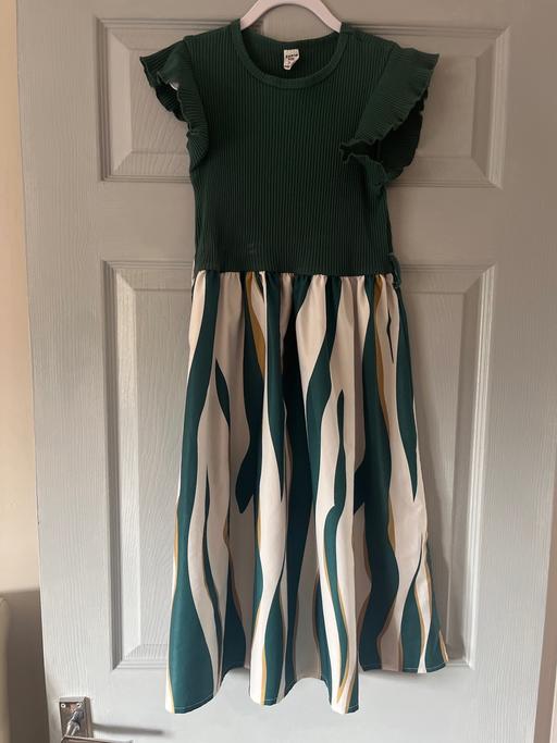 Buy & Sell Wickersley Rotherham - Photos for Age 11 years emerald green gold dress