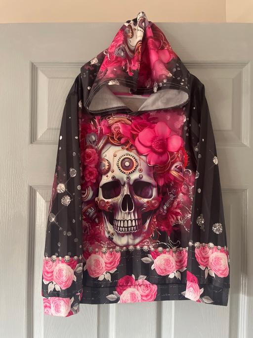 Buy & Sell Conisbrough Doncaster - Photos for Unusual beautiful hoody age 10-11 years