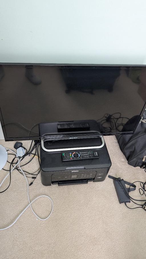 Buy & Sell Redbridge East London - Photos for Sony 32inch