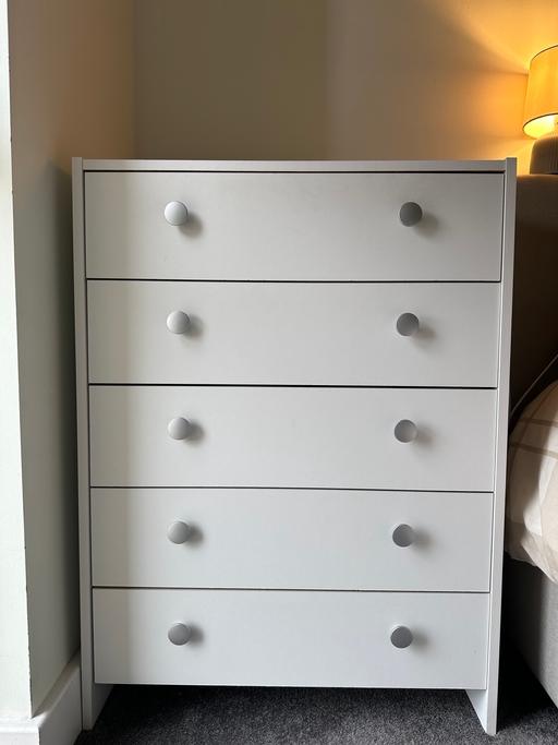 Buy & Sell Colindale North West London - Photos for Argos White Seville 5 drawer chest- 2/2