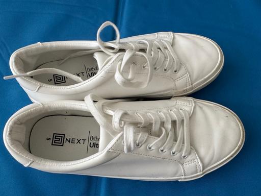 Buy & Sell Romford Barking and Dagenham - Photos for Boys next white trainers