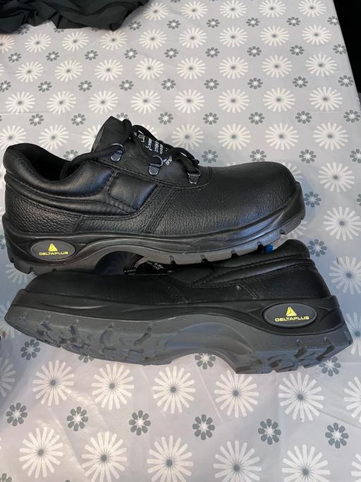 Buy & Sell Walsall West Midlands - Photos for Steel toe capped safety shoes, Black size 9