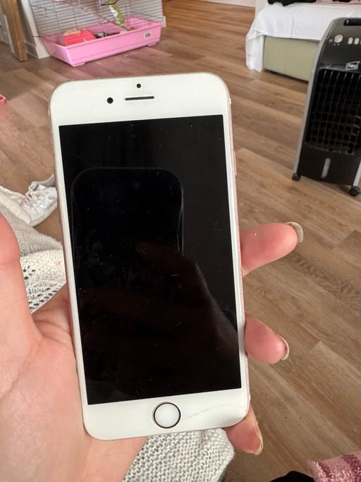 Buy & Sell Woodham Runnymede - Photos for iPhone 6s 16gb