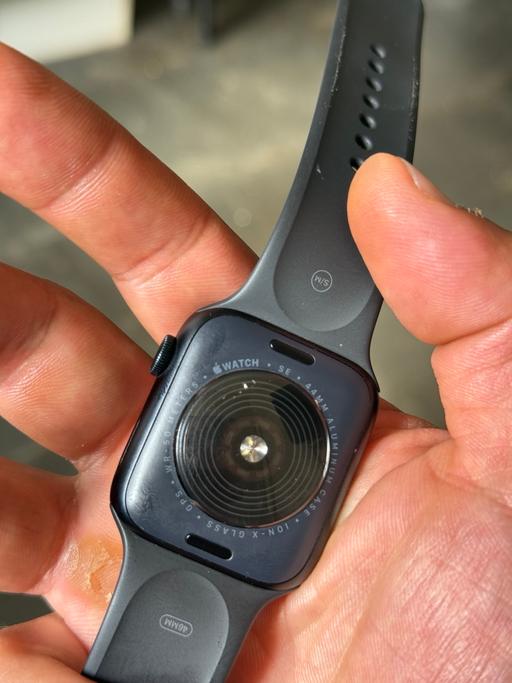 Buy & Sell Deptford South East London - Photos for Apple Watch SE 2022 44 mm