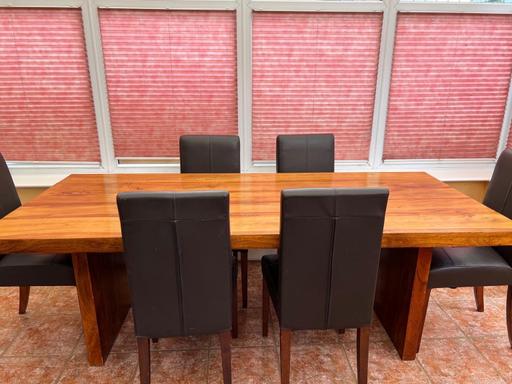 Buy & Sell New Wortley Leeds - Photos for Dining table and chairs