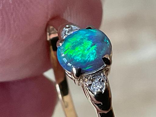 Buy & Sell West Halton North Lincolnshire - Photos for 18ct gold black opal and diamond ring