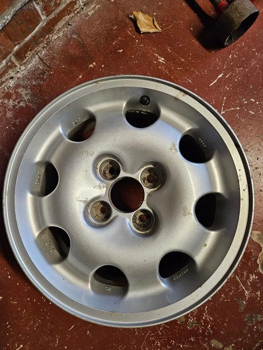 Vehicles Cradley Heath Sandwell - Photos for Peugeot 205 1.6 1.9 gti 15” Alloy Wheel SMR F