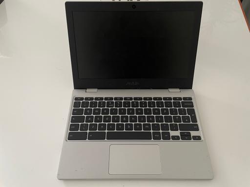 Buy & Sell Balham South West London - Photos for ASUS Google Chromebook OS laptop with charger