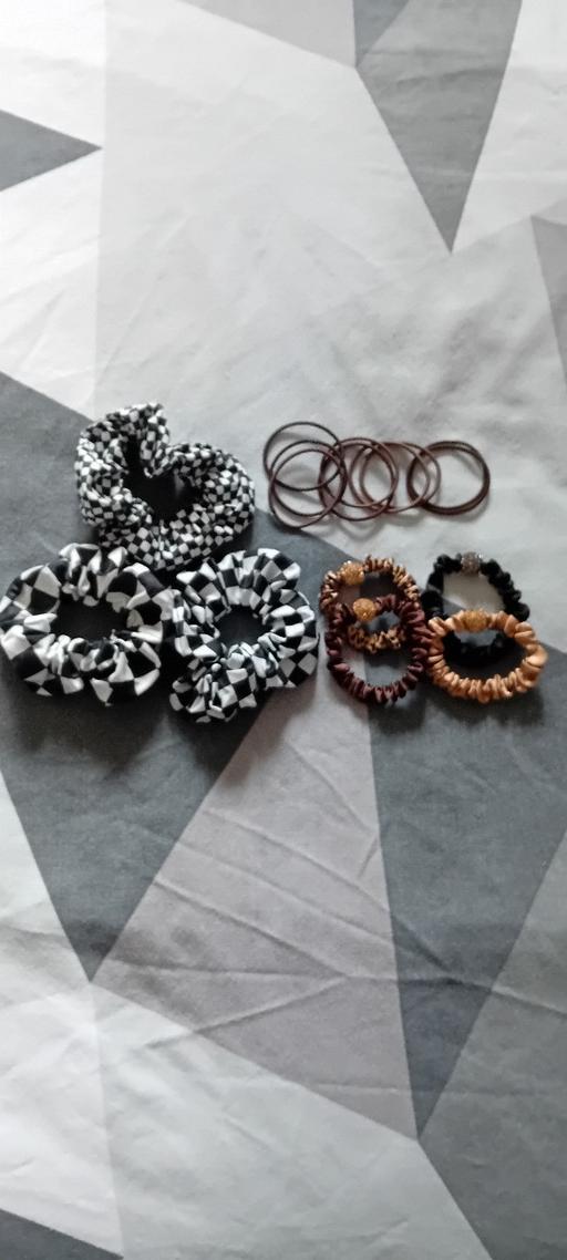 Buy & Sell Bilston Wolverhampton - Photos for brand new hair bobbles bundle