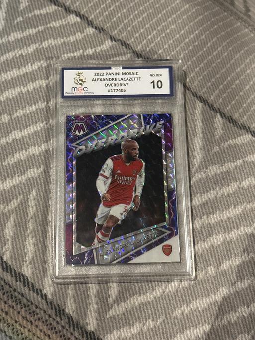 Buy & Sell Hockley Rochford - Photos for 🇫🇷 Alexandre Lacazette