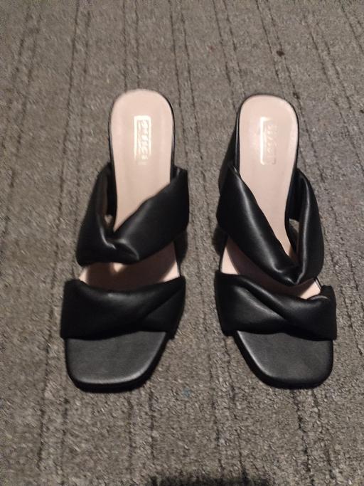 Buy & Sell Holbeck Leeds - Photos for Millcrest Twist Vamp Block Heeled Slip On Mul