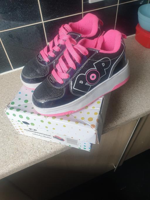 Buy & Sell Corporation Street Birmingham - Photos for Heelys girls size 2