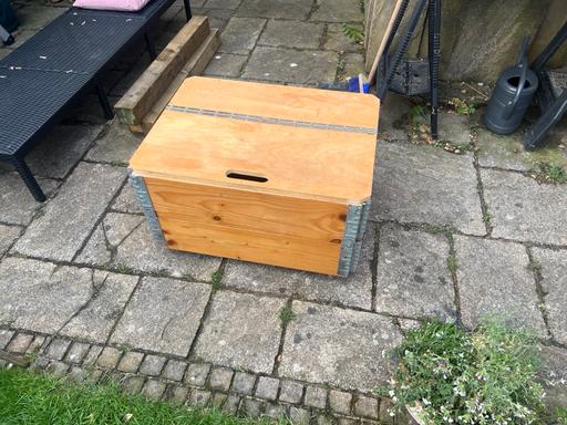 Buy & Sell Woodside Telford and Wrekin - Photos for Utilitarian storage container