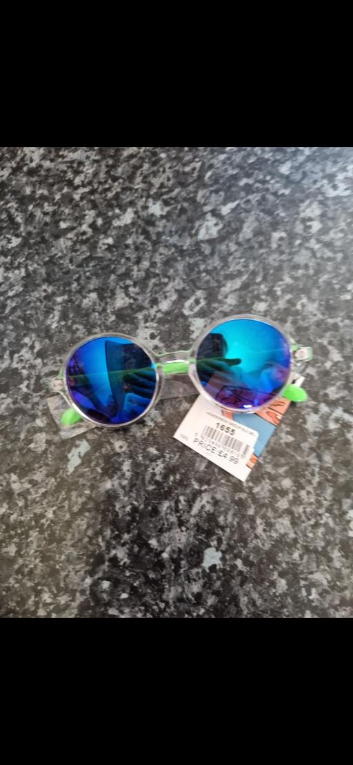 Buy & Sell Aylestone Leicester - Photos for brand new kids sunglasses