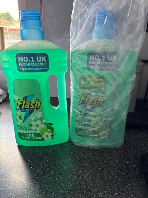 Buy & Sell Duckmanton Chesterfield - Photos for X2 bottles flash all purpose cleaner