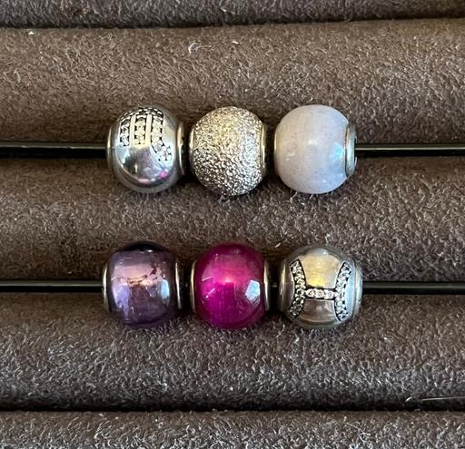 Buy & Sell Sapcote Blaby - Photos for Genuine pandora essence charms