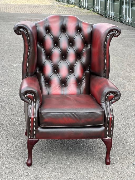 Buy & Sell Vale Park Wychavon - Photos for Leather Chesterfield Wingback Armchair